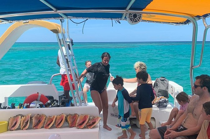 3hr Seaside Scavenger hunt - Food, Drinks, and the Conch Ceviche Payoff