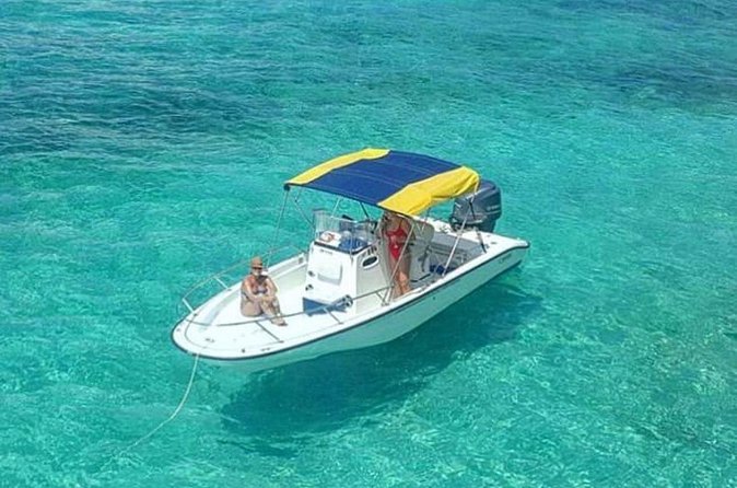 6HR-Private Provo Cays Exploration with Lunch - Stop 4: Fort George Cay for shell hunting and lunch by the captain