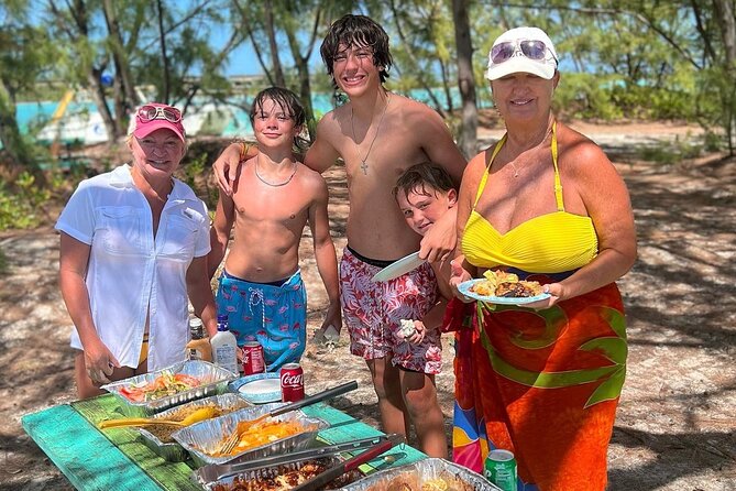 6HR-Private Provo Cays Exploration with Lunch - Where the day starts: the 10:00 am marina plan