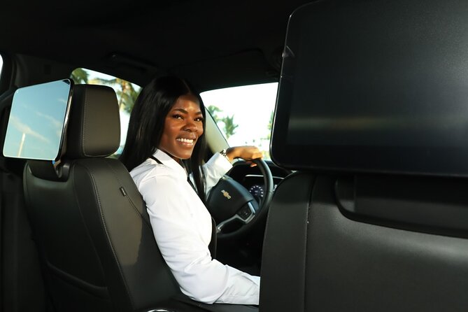 Airport Transportation and private transportation - The Driver Team: Lisa, Robert, and the Calm, Pro Feel
