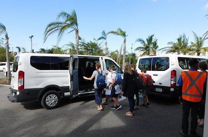 All Inclusive Private Airport And Inter- Island Transfer ( Round Trip ) - Value and price: what $1,300 per group really buys