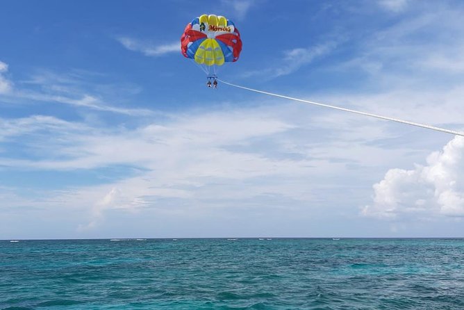 Capt Marvin Watersports / Parasail - Public Tour - Safety Equipment, Weight Limits, and Who Should Sit This One Out