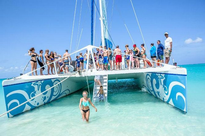 Family Catamaran & Snorkeling Cruise Turks & Caicos - Key highlights at a glance