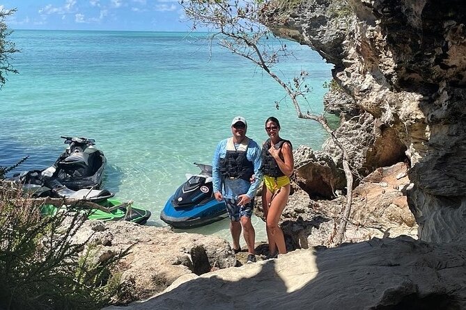 FAMOUS SHIPWRECK, Tiki Bar & Iguana Island Private Jet Ski Tour - Tiki Bar time: the downtime your legs will thank you for