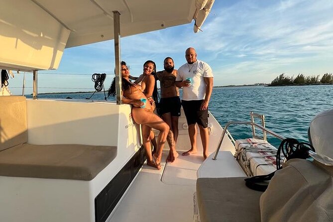 Full-Day Private Catamaran, Turks and Caicos Cruise - Stop 2: Water Cay and the Uninhabited-Island Mood