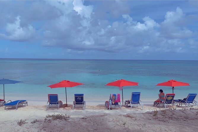 Fun day at Private Beach Bar&Grill/Grand Turk - 30-minute horseback riding on sand or water
