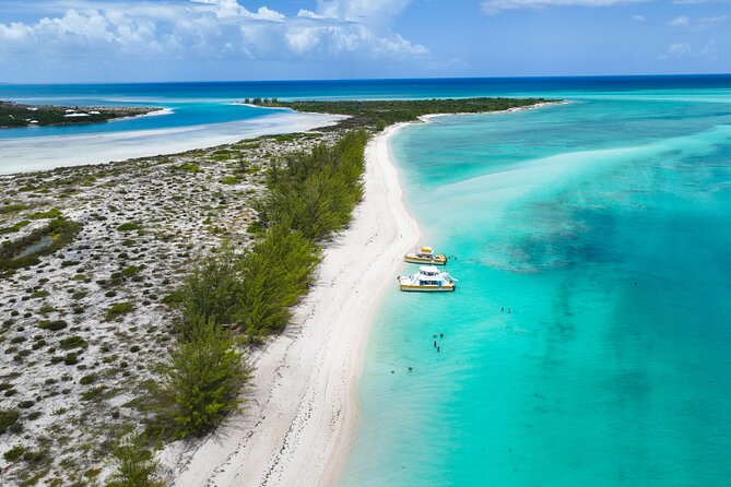 Half Day Private Boat Charter at Grace Bay, Providenciales - Drinks on board and what that means for your budget