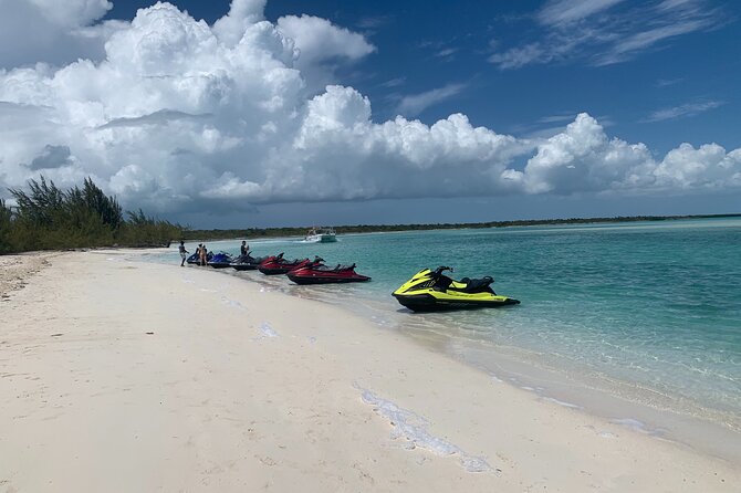 Lunch Seafari to pristine cays, shipwreck and lunch at TIKI BAR - Who should book, and who might skip it