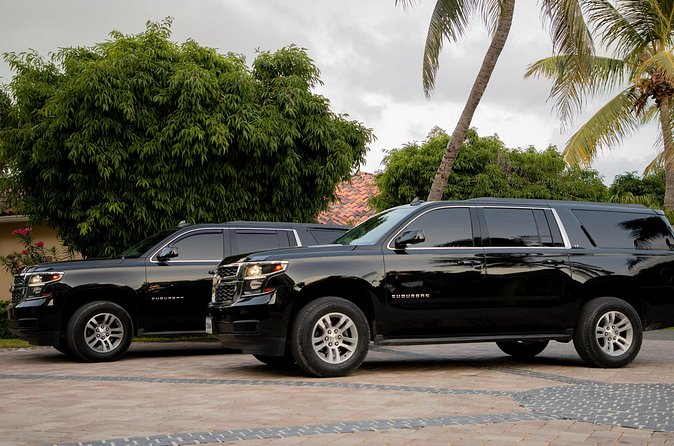 Luxury Transportation Services - Airport Departures: Why You Should Call 24 Hours Ahead