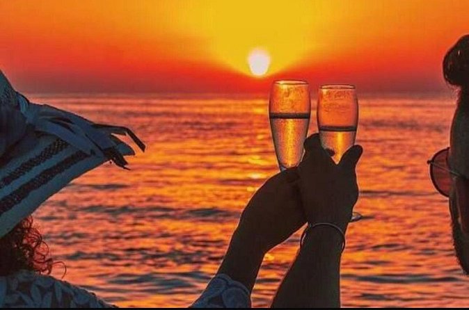 Private 2Hour Champagne Scenic Sunset cruise - Price and value: $800 per group up to 6