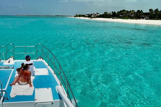 Private 4-Hour Catamaran Tour from Providenciales in Turks and Caicos - What to eat and drink, and why it matters on a half-day sail