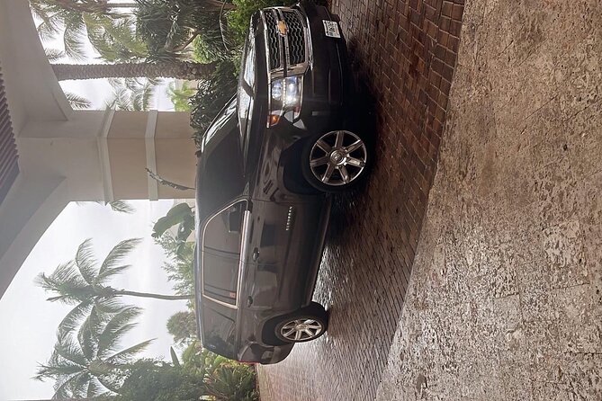 Private Luxury Providenciales Intl Airport Roundtrip Transfer - Luxury SUV comfort that actually helps on arrival