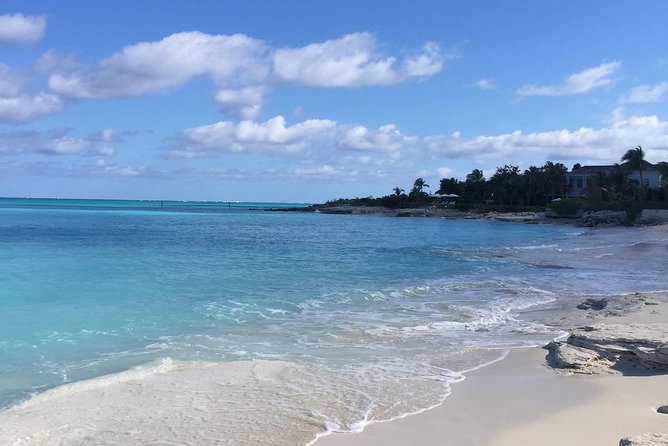 Providenciales Unmissable Sightseeing Tour - Chalk Sound and Sapodilla Bay: Where the Day Starts to Feel Special