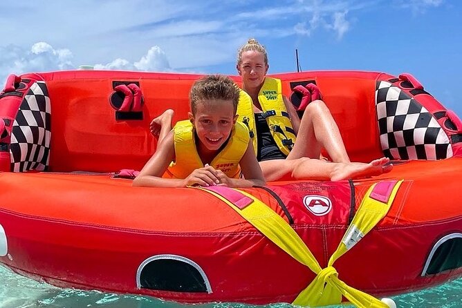 Tubing on grace bay beach Turks and caicos islands - Tubing on Grace Bay: what makes this 15-minute ride worth it